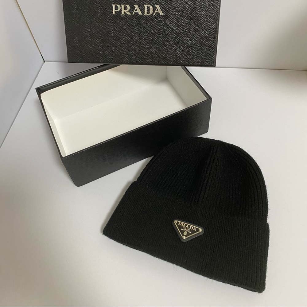 Prada Black Ribbed Knit Hat